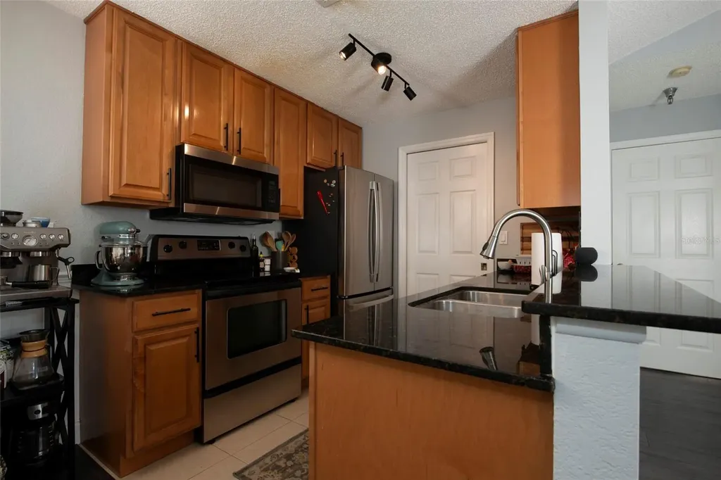 10263 Gandy Boulevard N St Petersburg FL 33702
