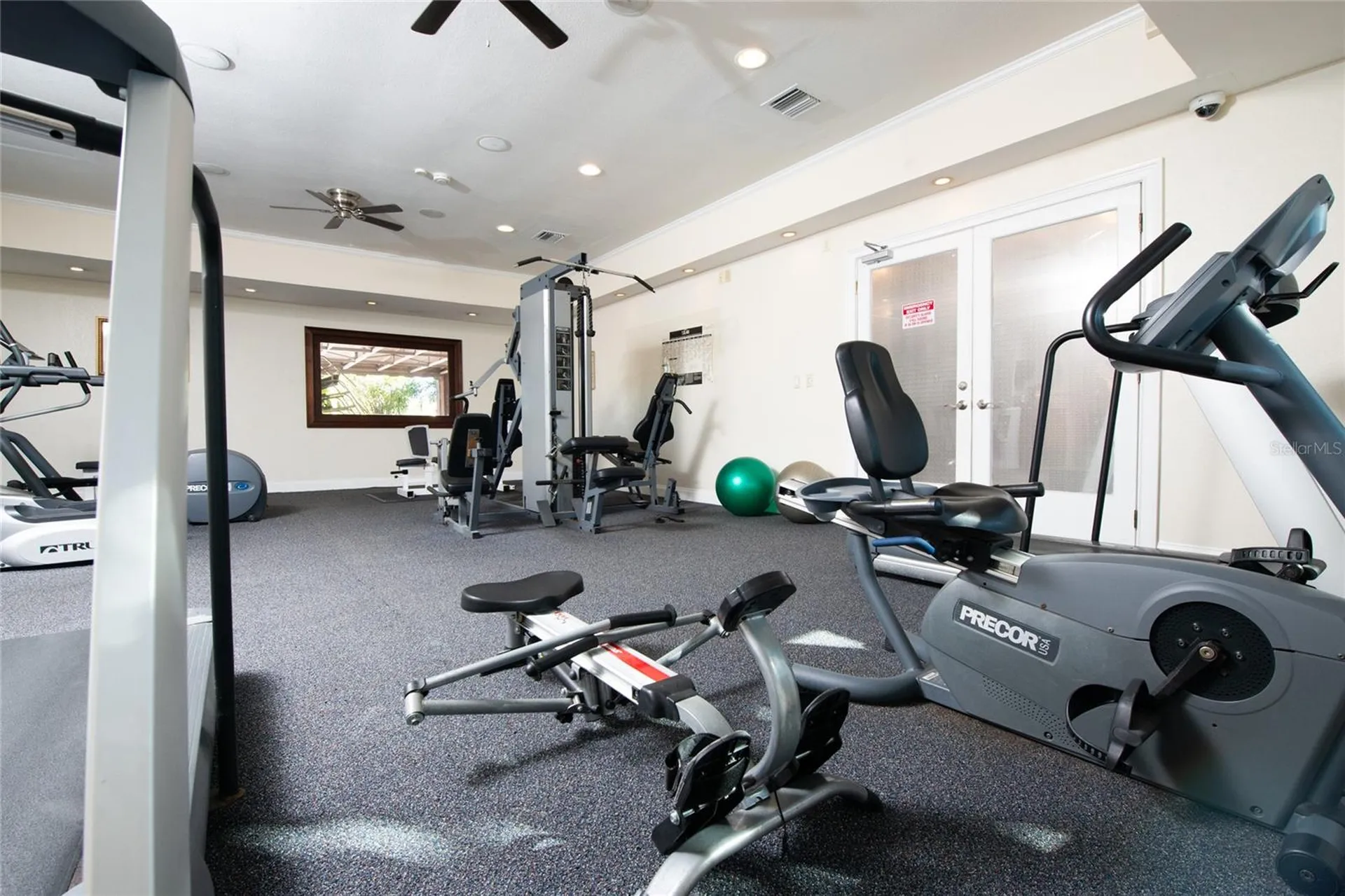 10263 Gandy Boulevard N St Petersburg FL 33702