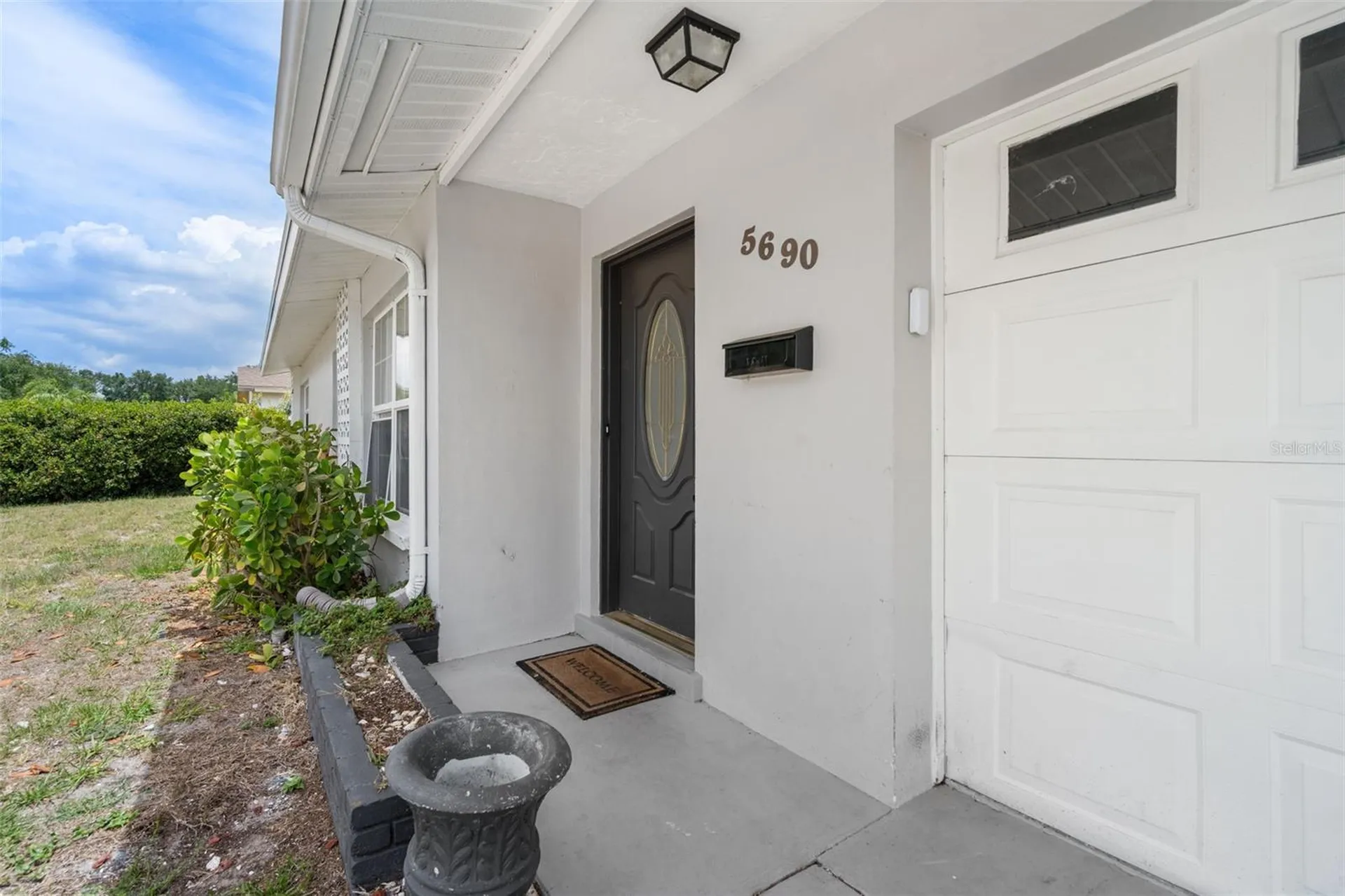 5690 6th Street S St Petersburg FL 33705