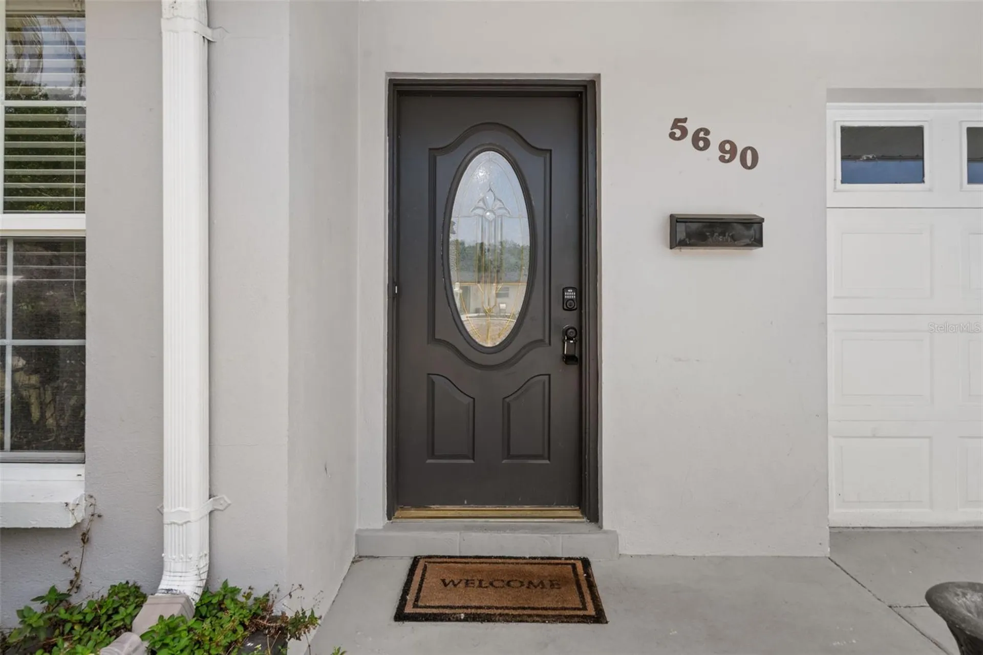 5690 6th Street S St Petersburg FL 33705