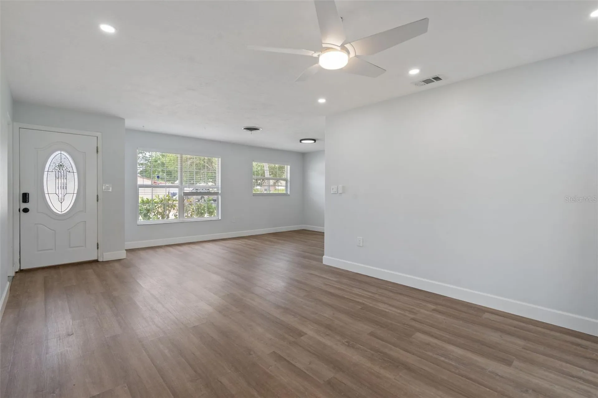 5690 6th Street S St Petersburg FL 33705
