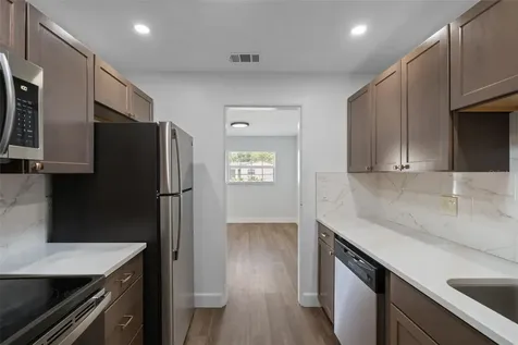 5690 6th Street S St Petersburg FL 33705