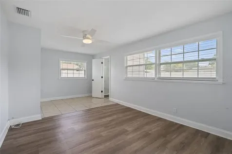 5690 6th Street S St Petersburg FL 33705