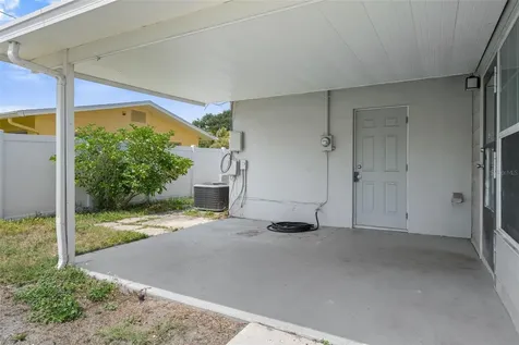 5690 6th Street S St Petersburg FL 33705
