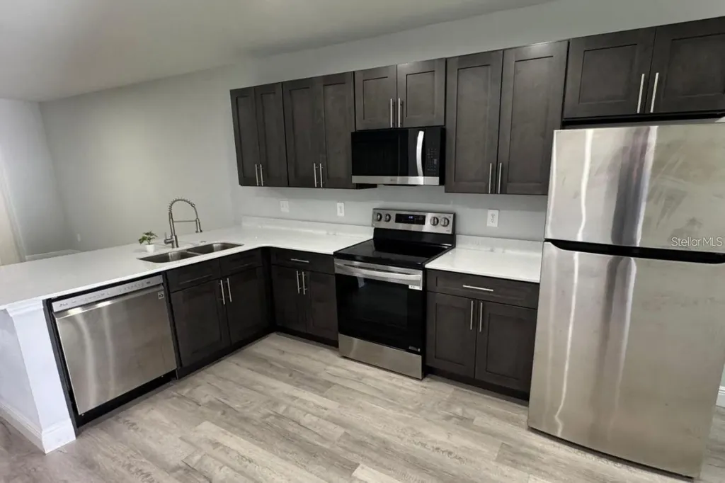985 NW 57th Court Ocala FL 34482