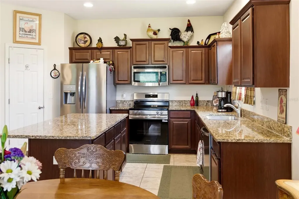 133 Lakeshore Drive Davenport FL 33837