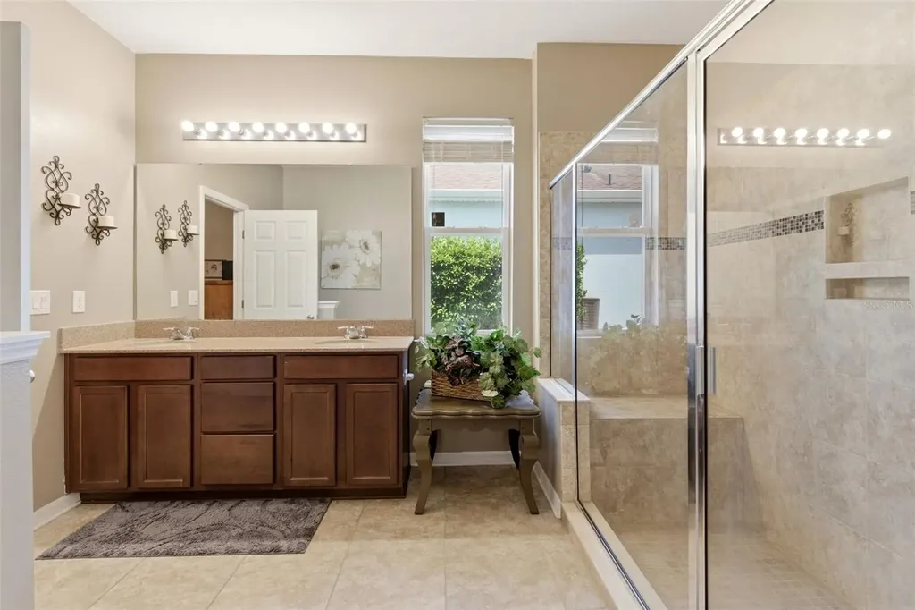 133 Lakeshore Drive Davenport FL 33837
