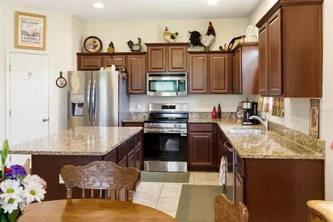 133 Lakeshore Drive Davenport FL 33837
