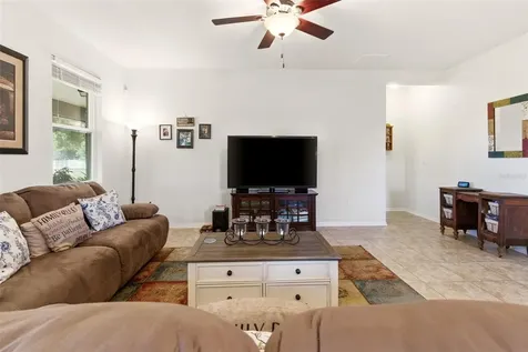 133 Lakeshore Drive Davenport FL 33837