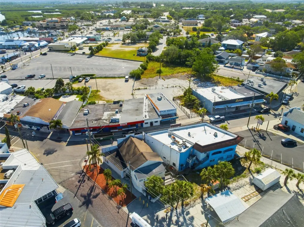 531 Athens Street Tarpon Springs FL 34689
