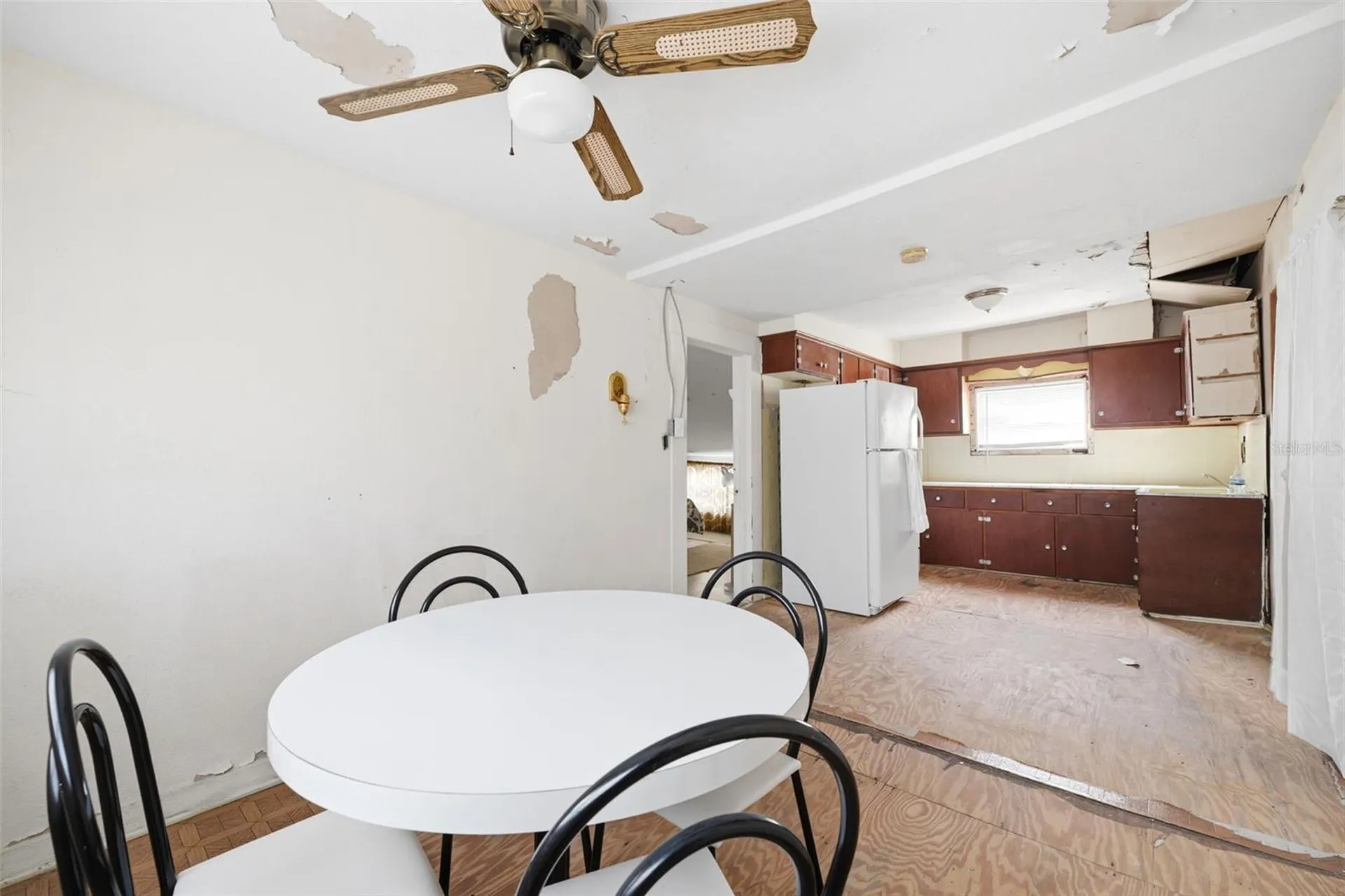 531 Athens Street Tarpon Springs FL 34689