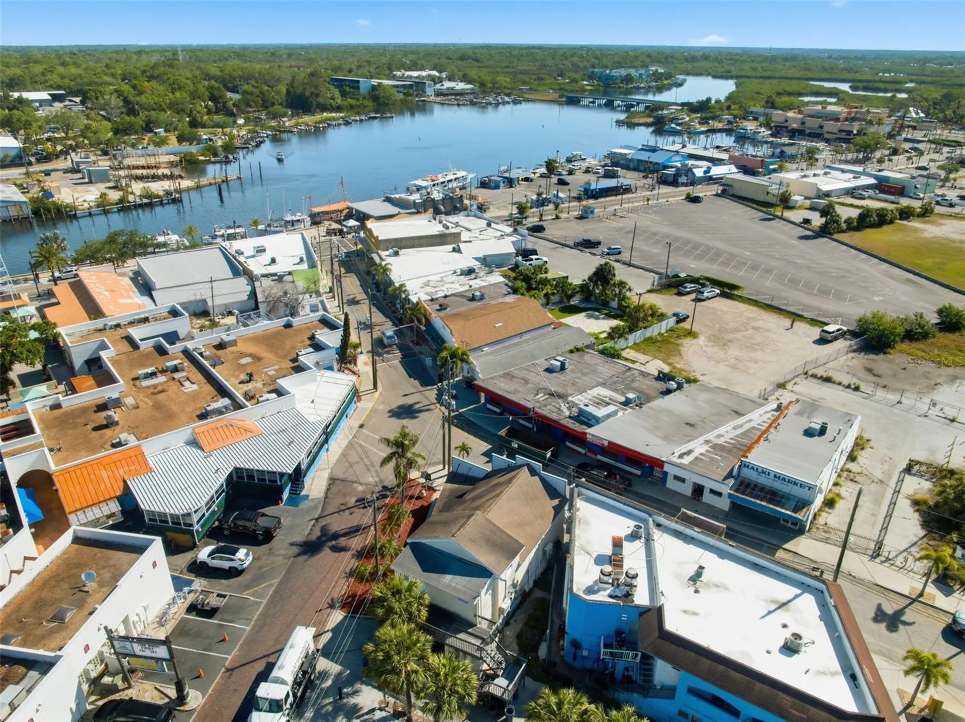 531 Athens Street Tarpon Springs FL 34689