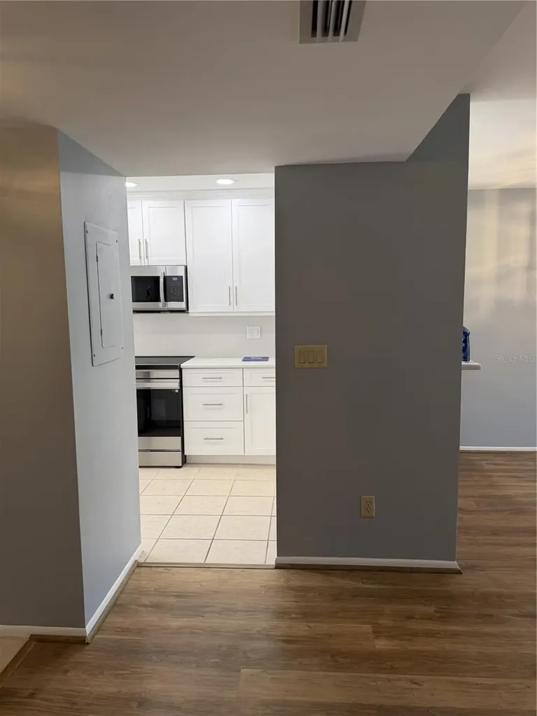 2004 Longpointe Circle Venice FL 34293