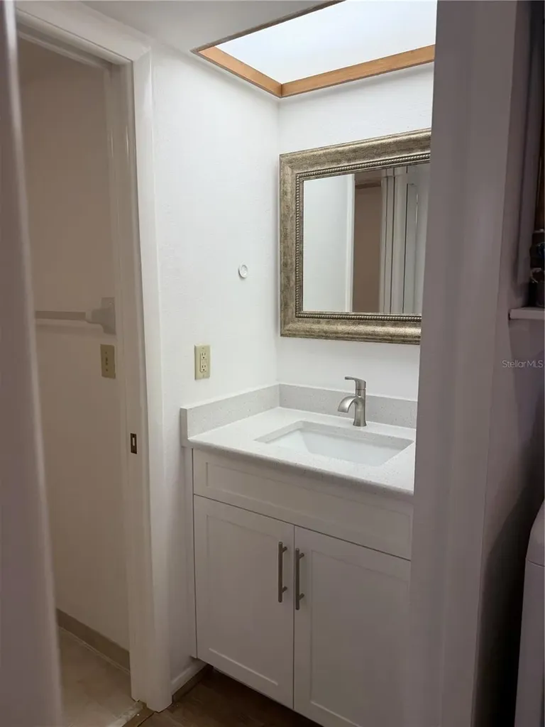 2004 Longpointe Circle Venice FL 34293