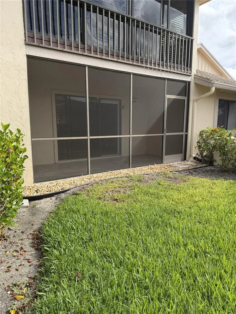 2004 Longpointe Circle Venice FL 34293