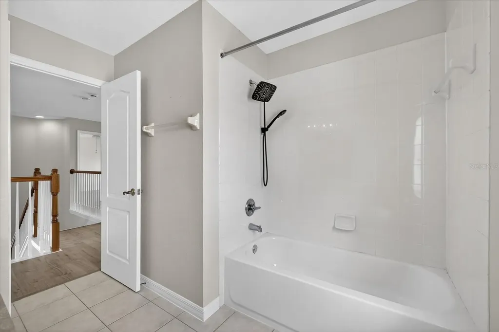 8405 Canterbury Lake Boulevard Tampa FL 33619