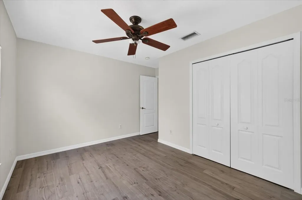 8405 Canterbury Lake Boulevard Tampa FL 33619