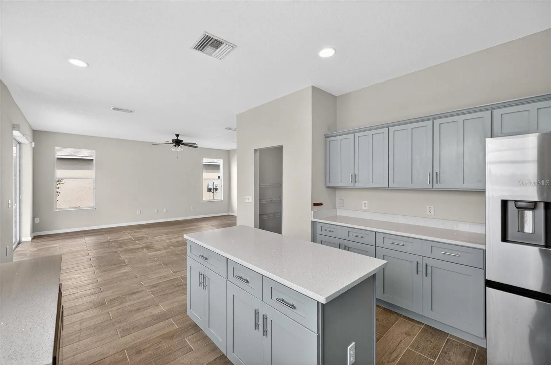 8405 Canterbury Lake Boulevard Tampa FL 33619