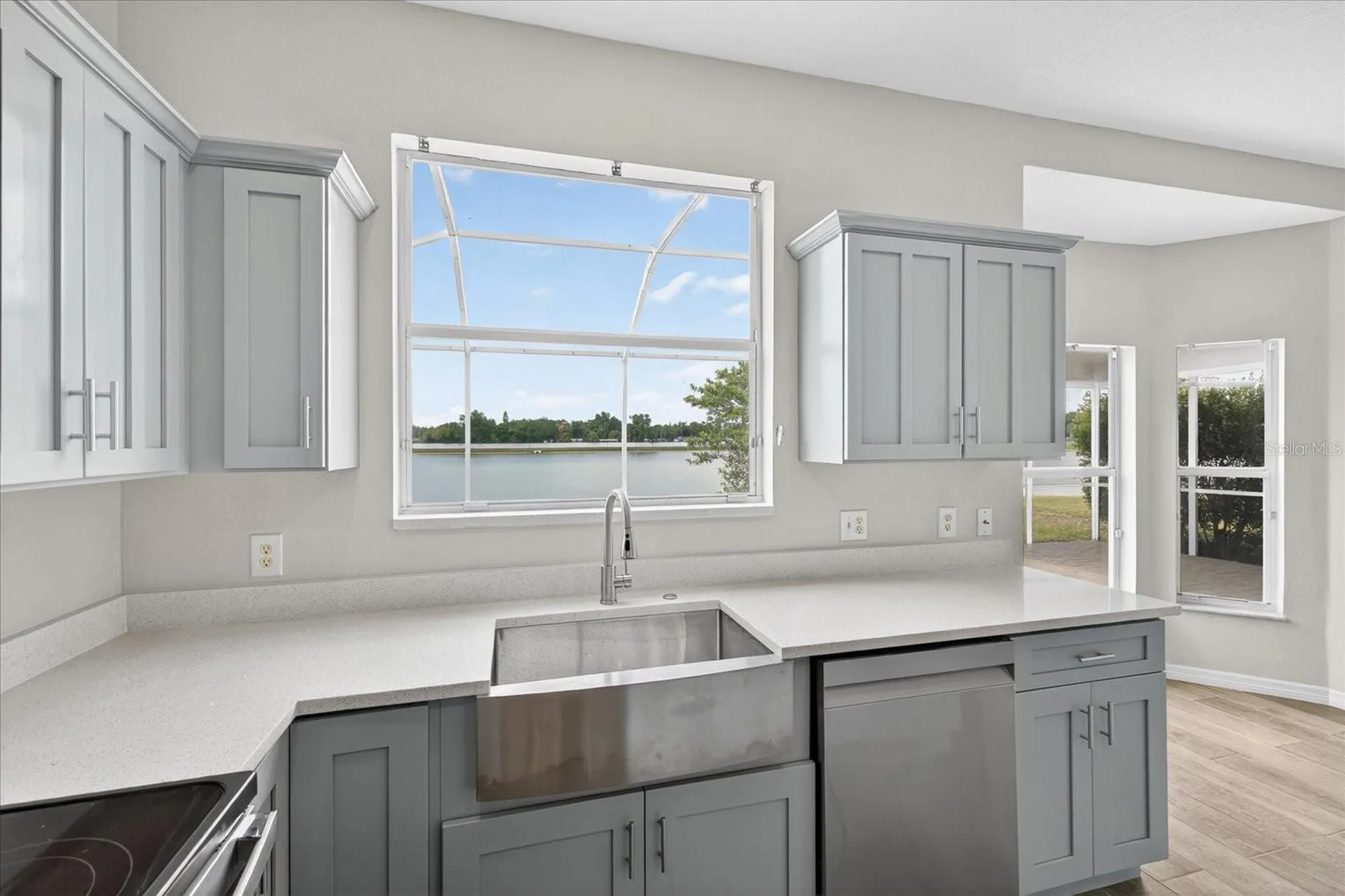 8405 Canterbury Lake Boulevard Tampa FL 33619
