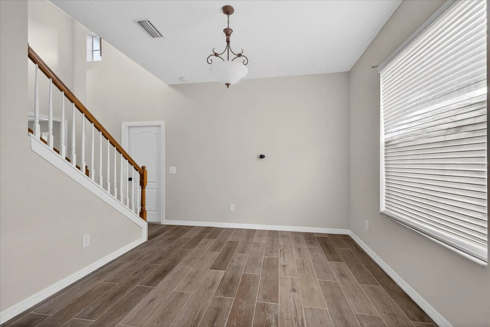 8405 Canterbury Lake Boulevard Tampa FL 33619