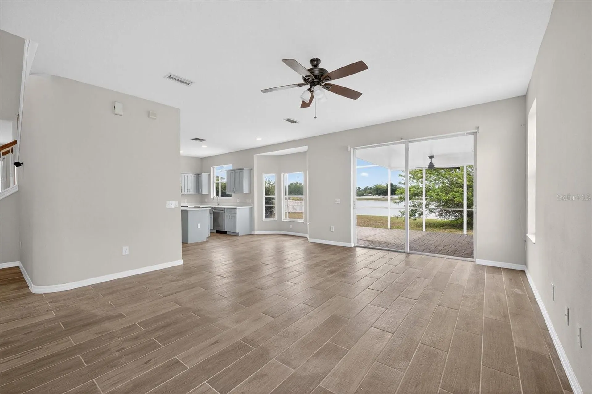 8405 Canterbury Lake Boulevard Tampa FL 33619