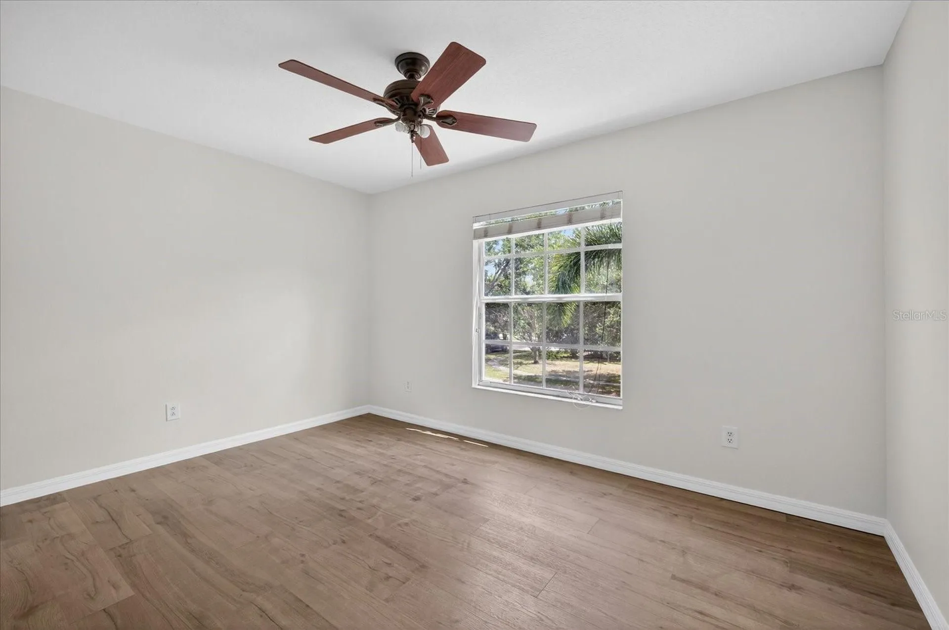 8405 Canterbury Lake Boulevard Tampa FL 33619