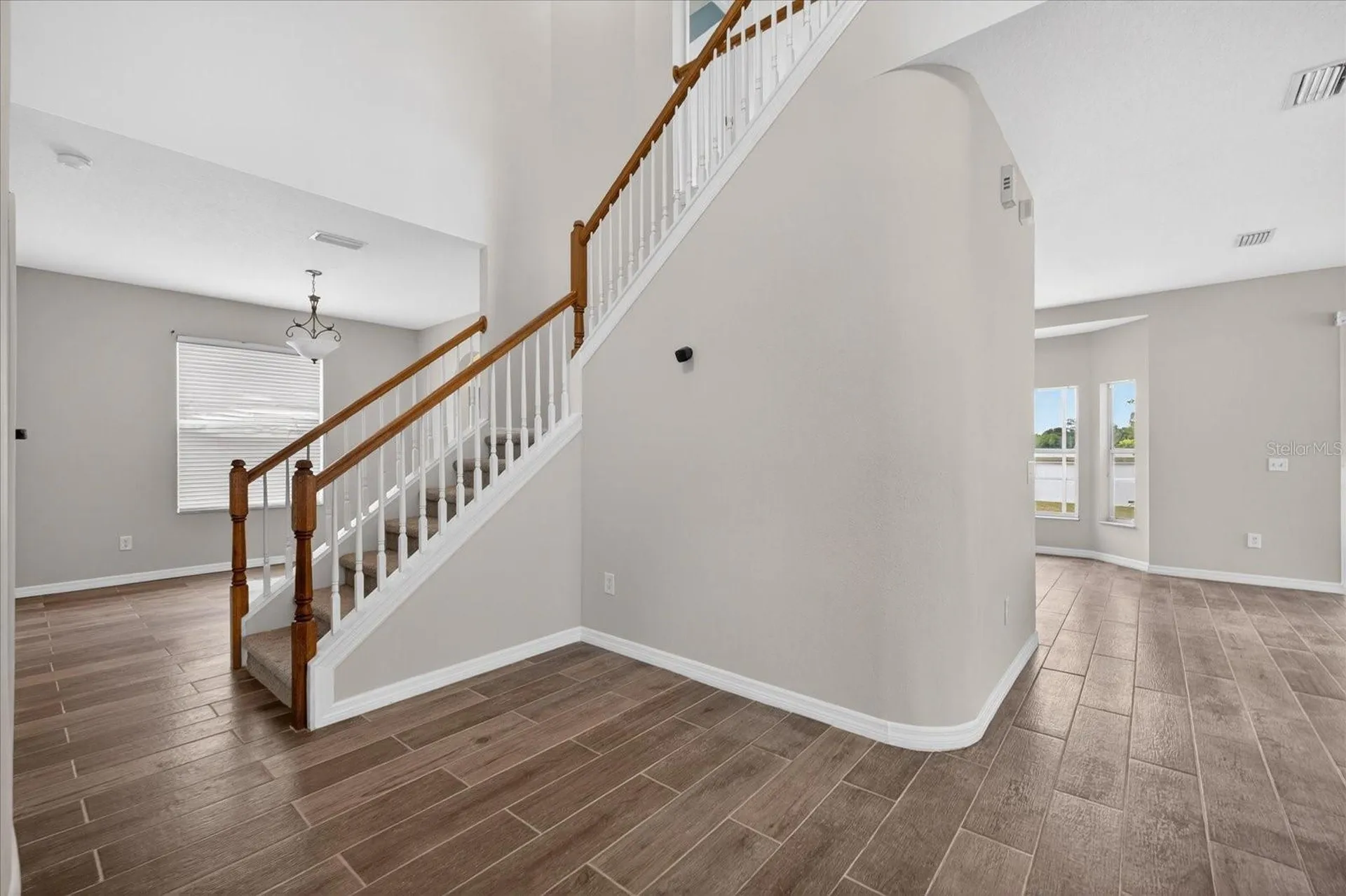 8405 Canterbury Lake Boulevard Tampa FL 33619