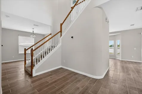 8405 Canterbury Lake Boulevard Tampa FL 33619