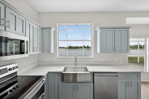 8405 Canterbury Lake Boulevard Tampa FL 33619