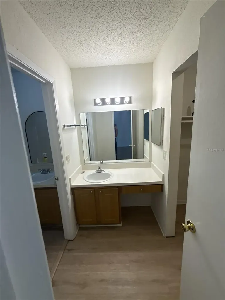 4401 S Semoran Boulevard Orlando FL 32822