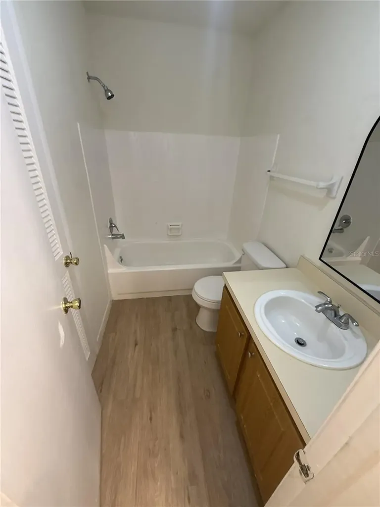 4401 S Semoran Boulevard Orlando FL 32822