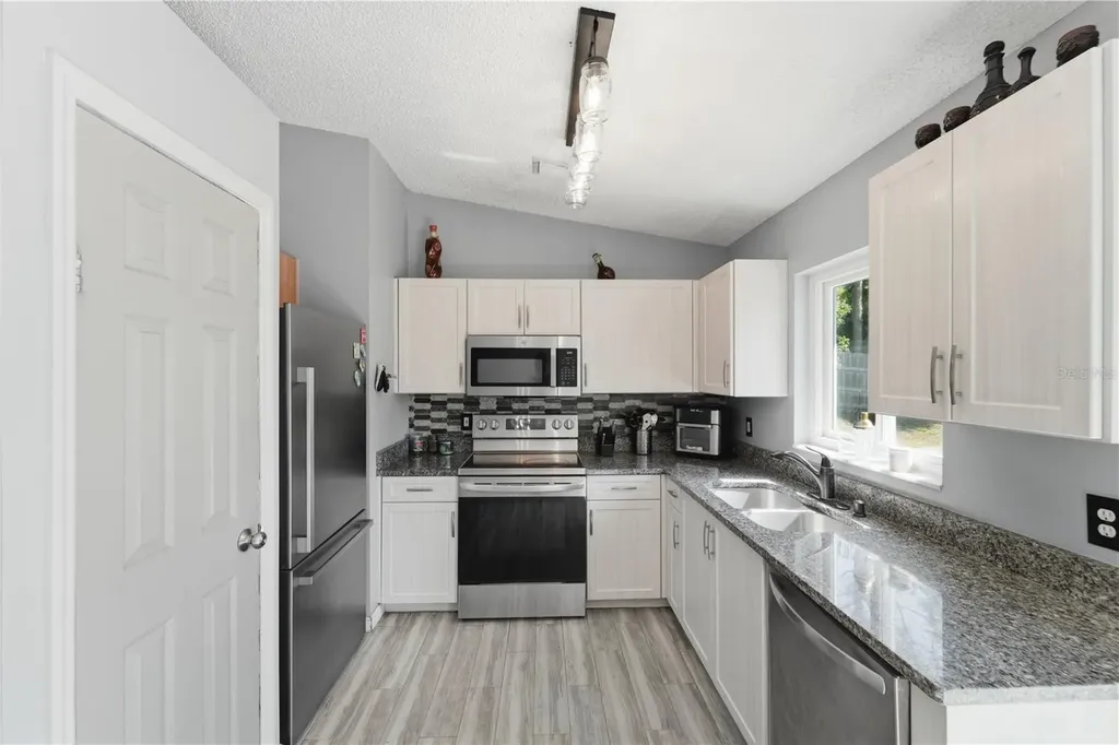 215 Walnut Avenue Orange City FL 32763