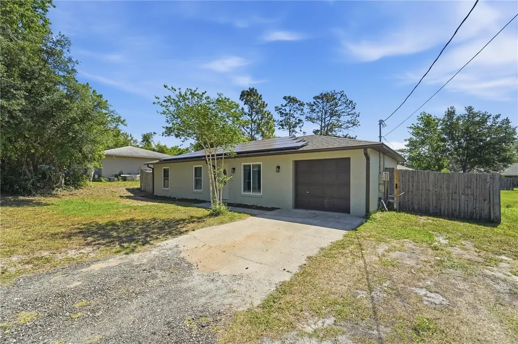 215 Walnut Avenue Orange City FL 32763