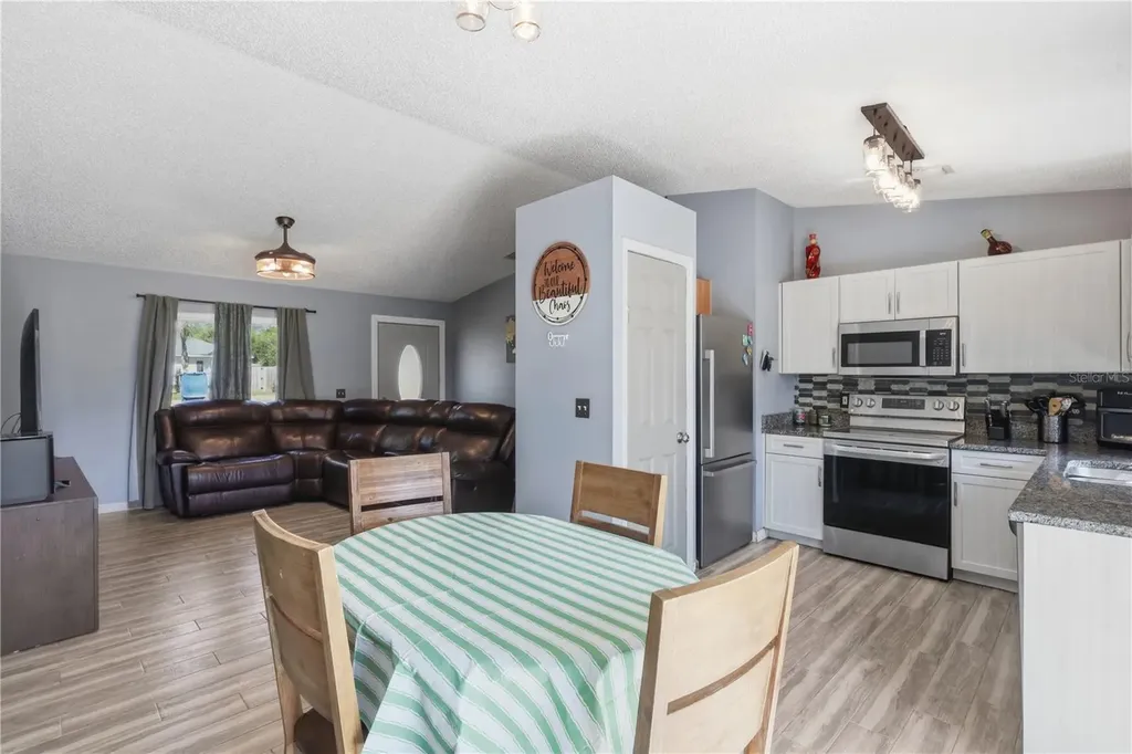 215 Walnut Avenue Orange City FL 32763