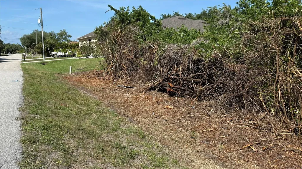 7432 Memorial Drive Port Charlotte FL 33981