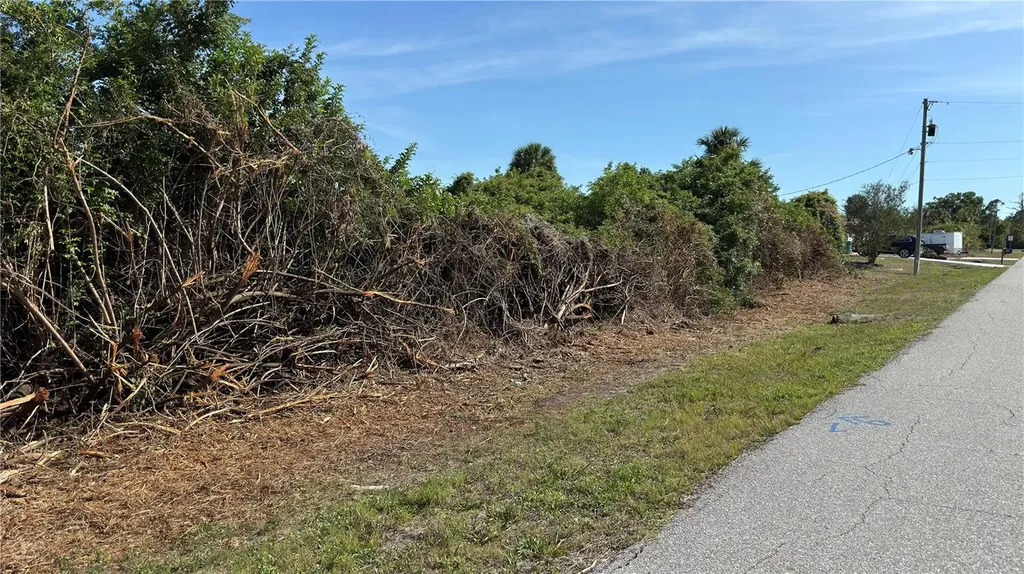 7432 Memorial Drive Port Charlotte FL 33981
