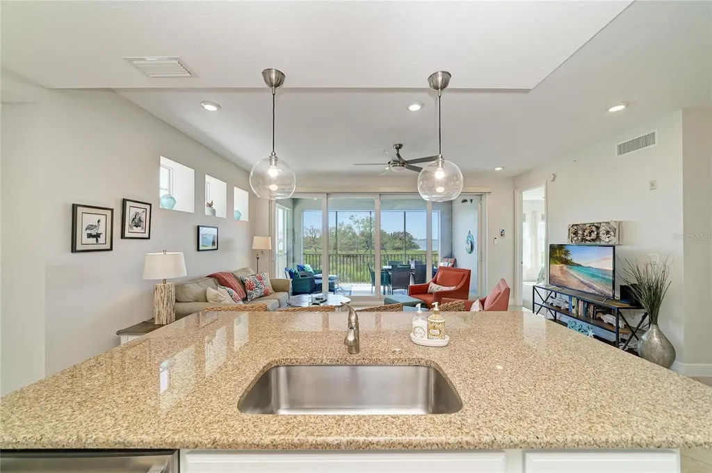 392 Aruba Circle Bradenton FL 34209