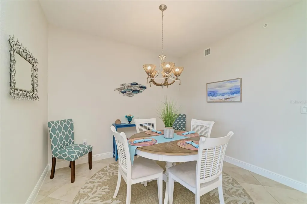 392 Aruba Circle Bradenton FL 34209
