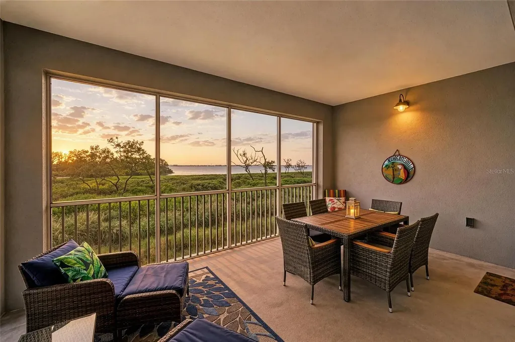 392 Aruba Circle Bradenton FL 34209