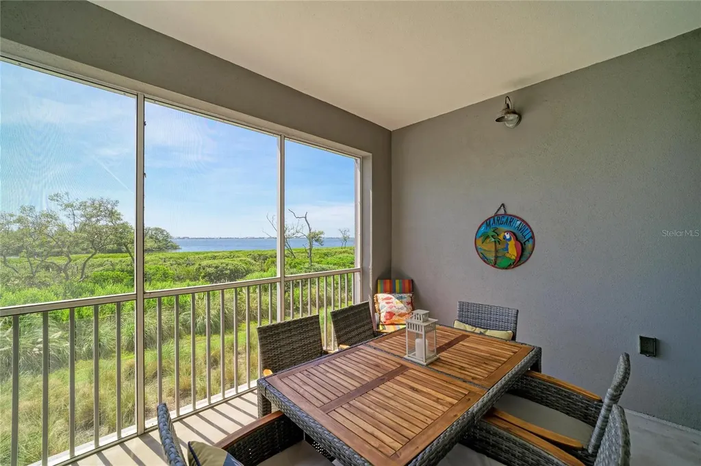 392 Aruba Circle Bradenton FL 34209