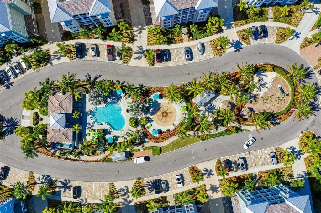 392 Aruba Circle Bradenton FL 34209