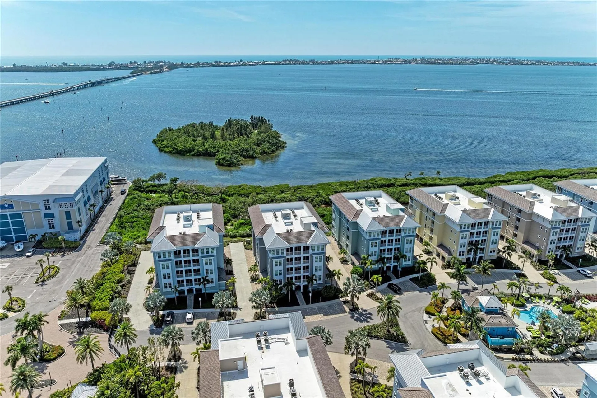 392 Aruba Circle Bradenton FL 34209