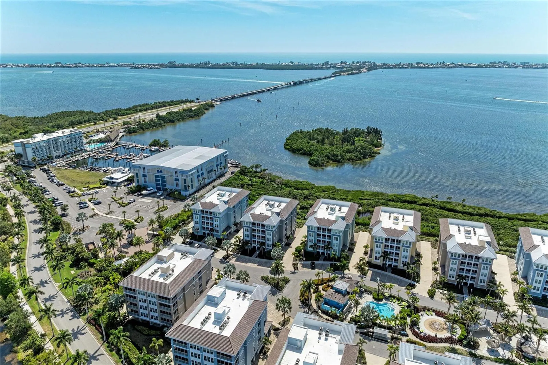 392 Aruba Circle Bradenton FL 34209