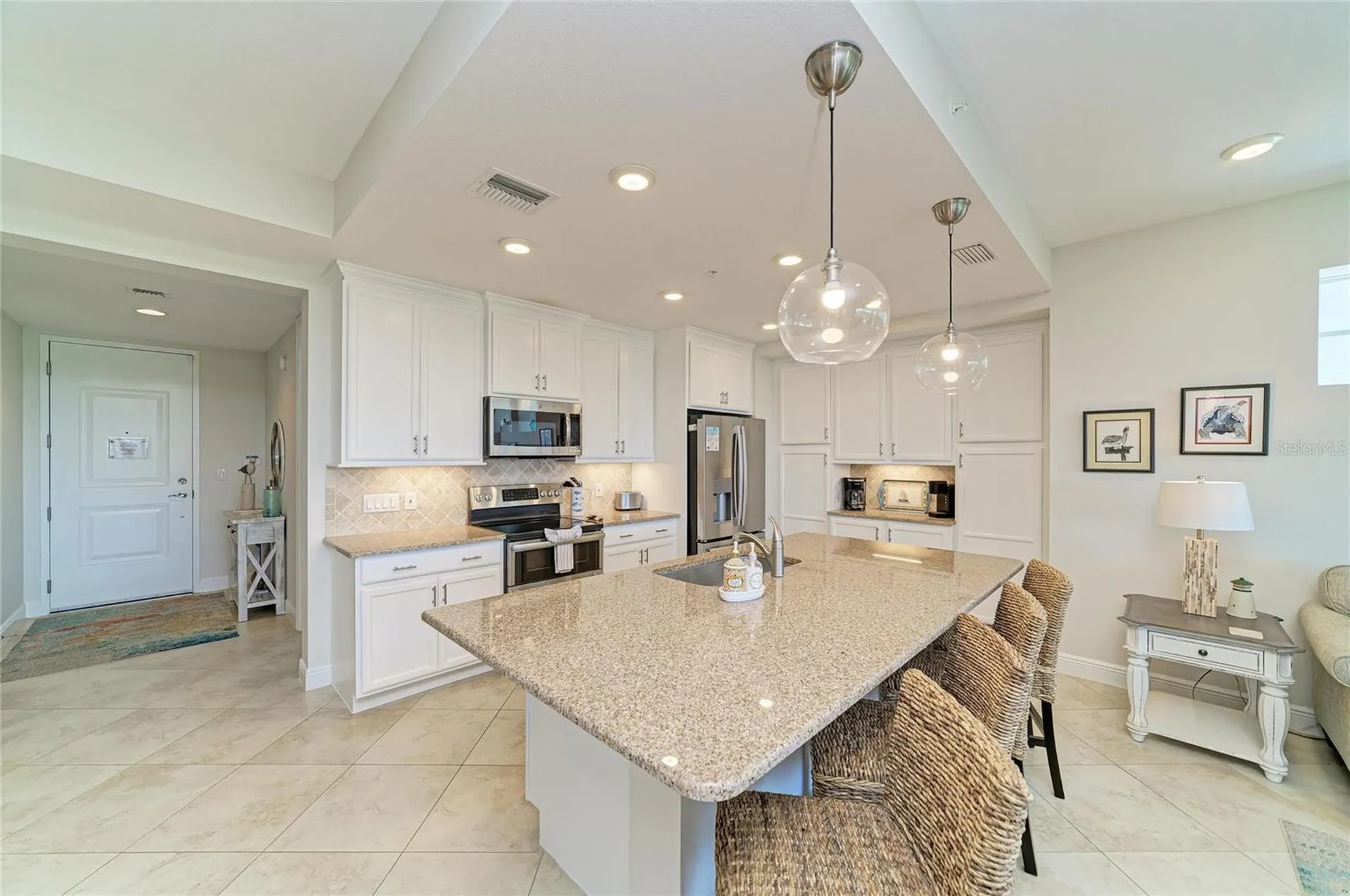 392 Aruba Circle Bradenton FL 34209