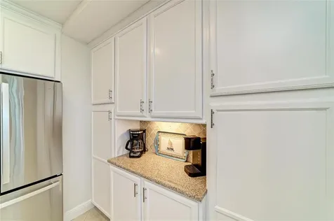 392 Aruba Circle Bradenton FL 34209