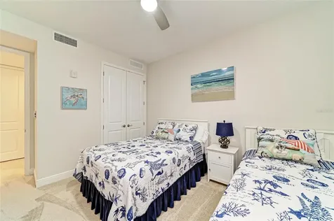 392 Aruba Circle Bradenton FL 34209