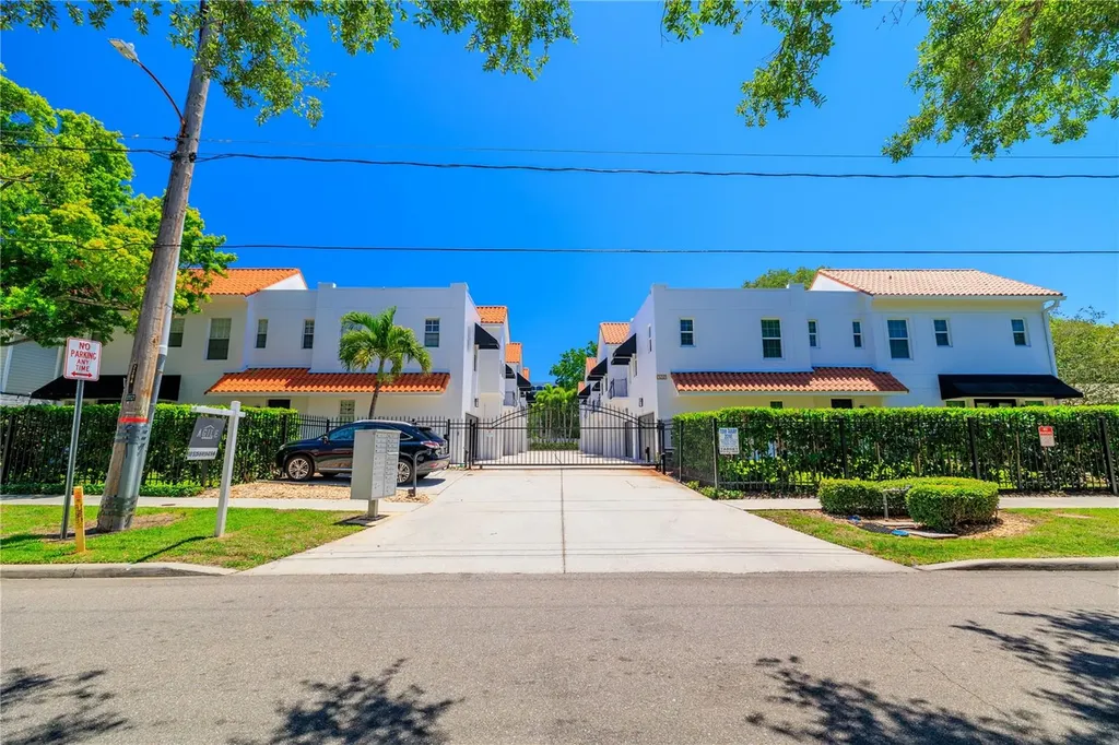 3210 W Horatio Street Tampa FL 33609