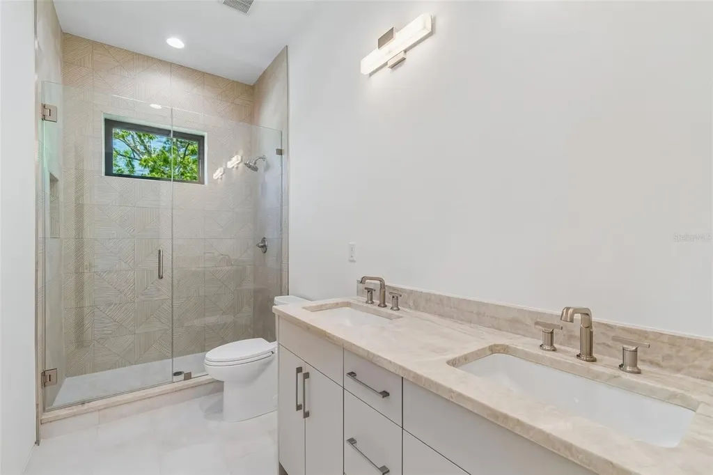 206 S Treasure Drive Tampa FL 33609