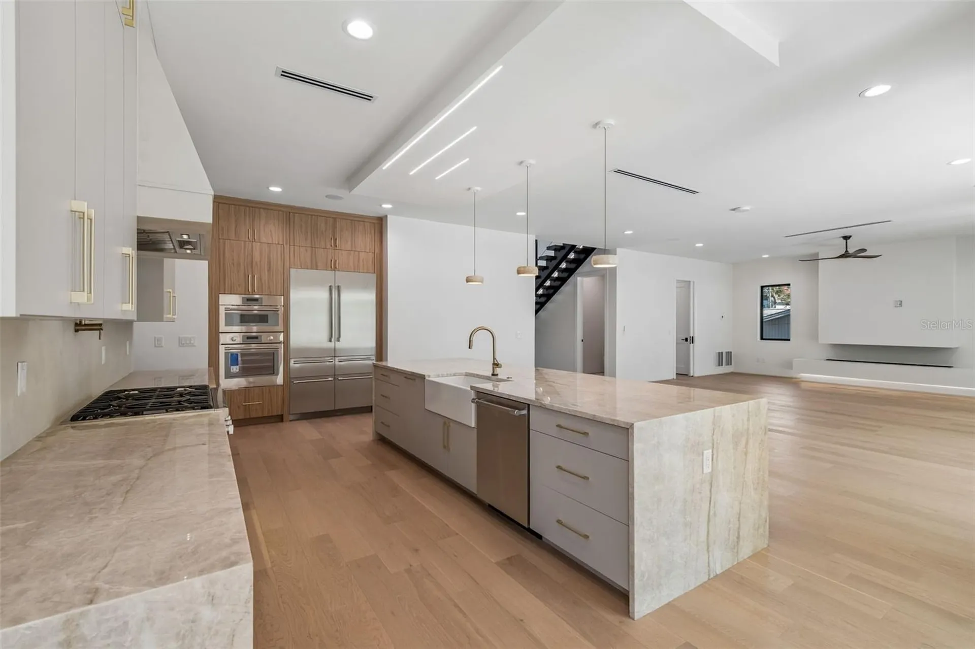 206 S Treasure Drive Tampa FL 33609