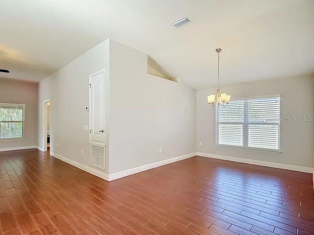 12244 Loopback Drive San Antonio FL 33576